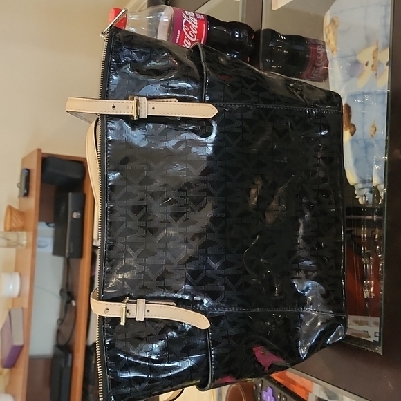 Michael Kors Black Handbag - Picture 2 of 5